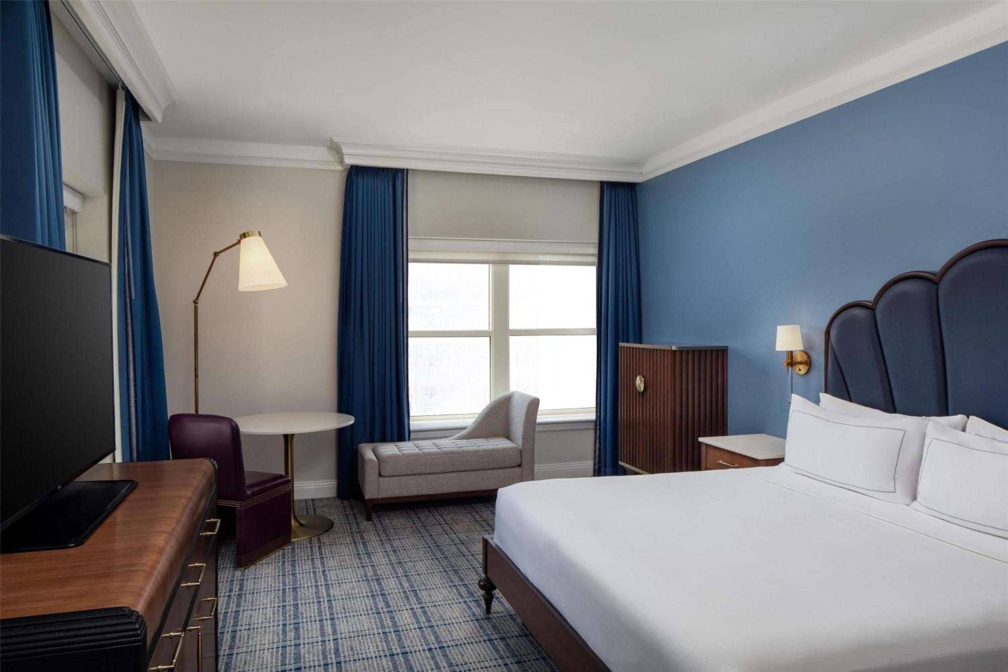 Hotel The Skirvin Hilton 4*