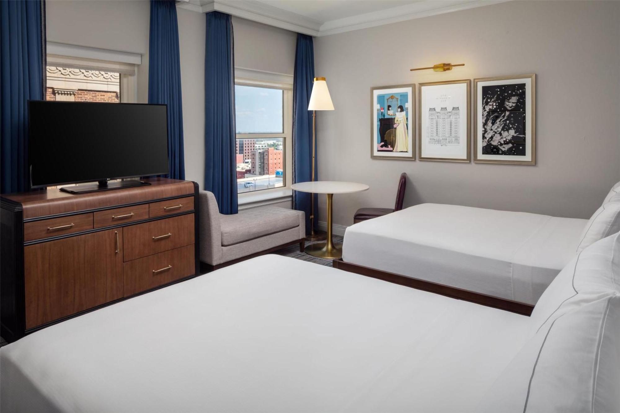 Hotel The Skirvin Hilton 4*